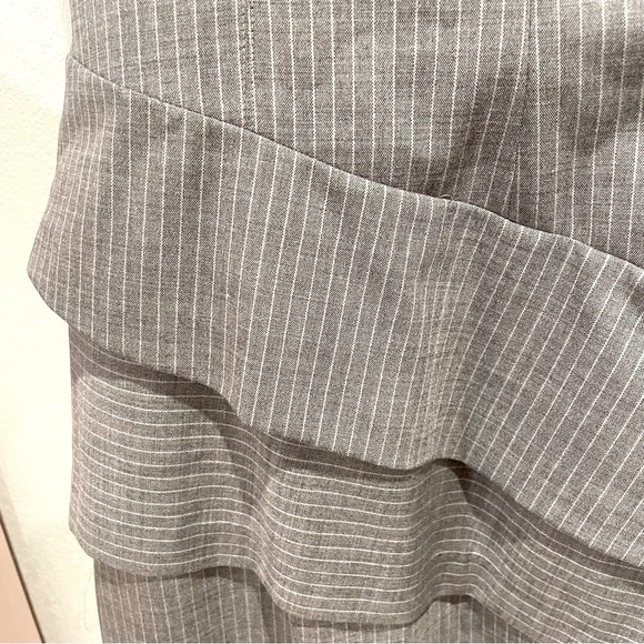PIAZZA SEMPIONE Grey & White Pinstripe Virgin Wool Sleeveless Tiered Dress US 2 - Picture 9 of 12